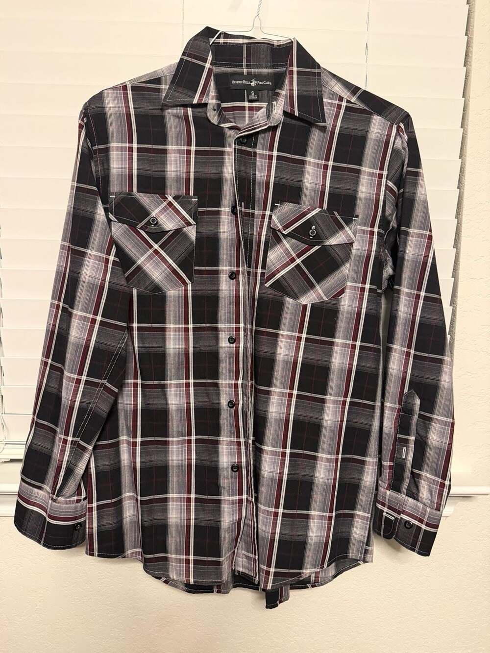 Beverly Hills Polo Club Plaid Long Sleeve Shirt Size S Black Gray Red
